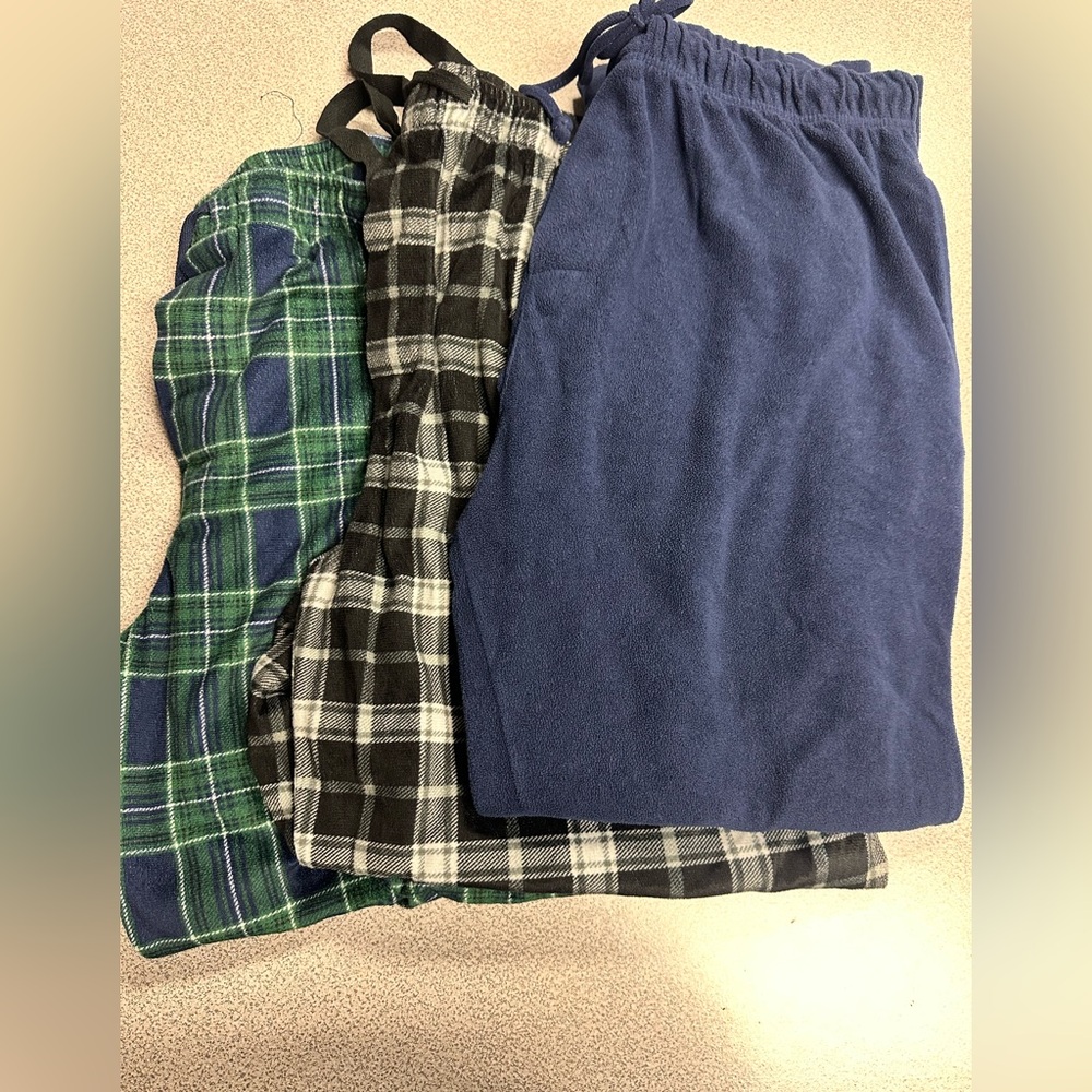 Three pair of men’s snuggly, casual lounge pants XL izod and ?